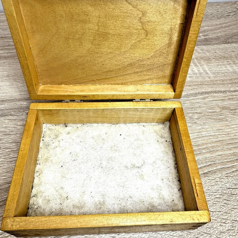 Vintage Wood Jewelry Box Nautilus Shell Hinged Trinket Coastal Sea Life Décor‎